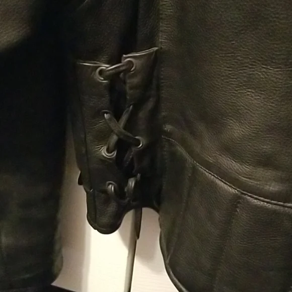 Women's leather motorcycle jacket - Picture 8 of 16